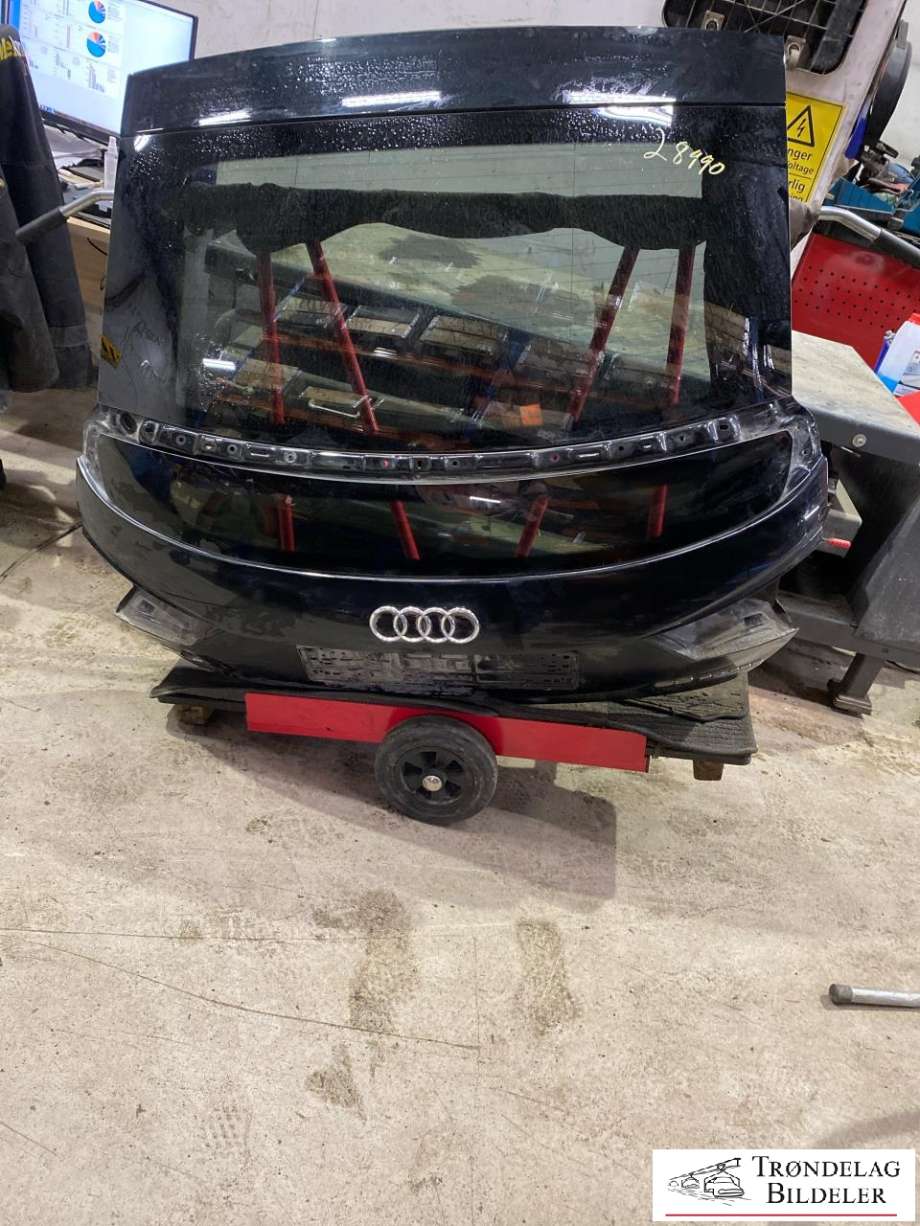 Bakluke til Audi Q4 e-tron, 2021-->>  (89E 827 025 A)