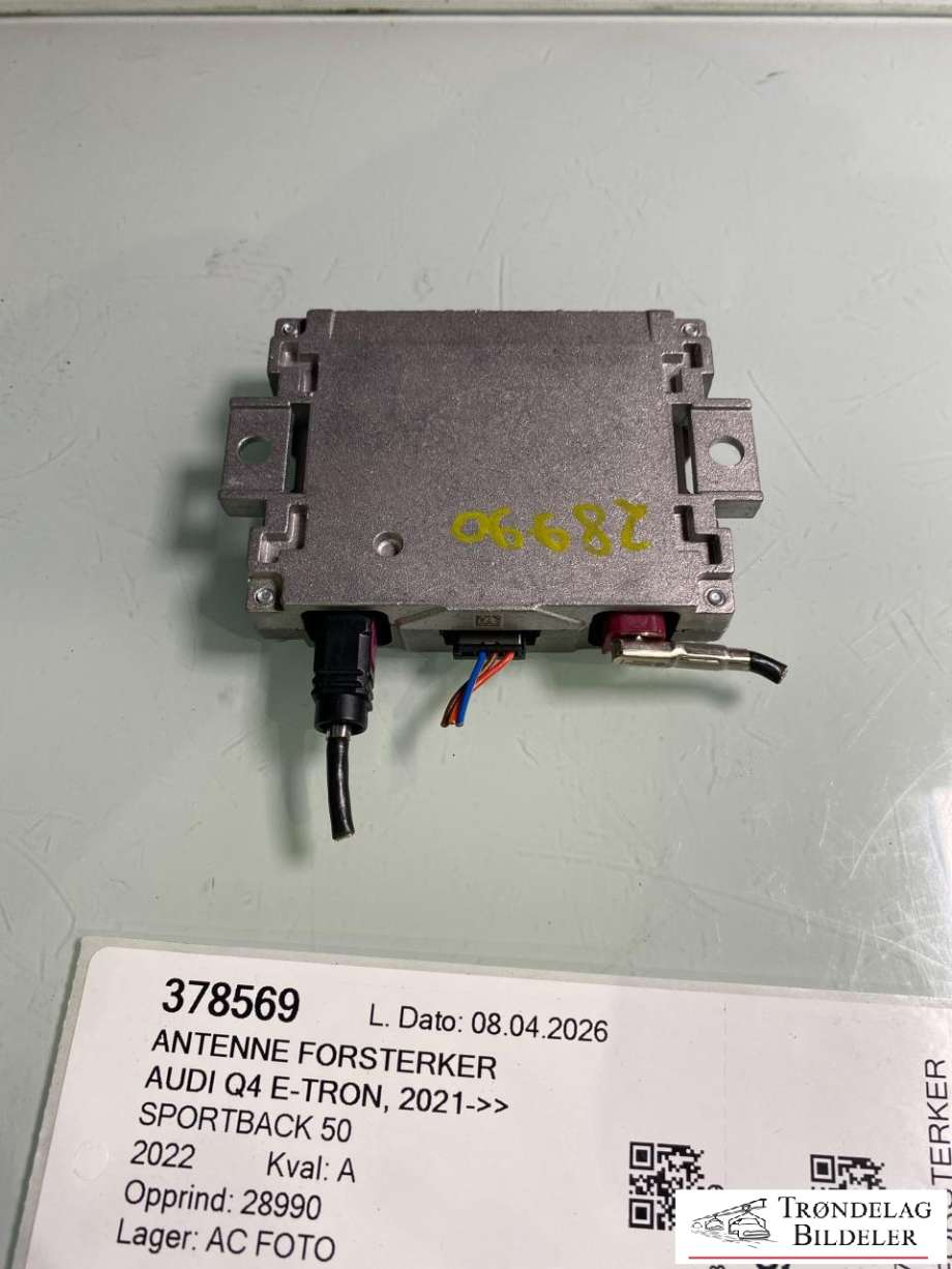 Antenne forsterker til Audi Q4 e-tron 2021-->>  (4N0035456D|)