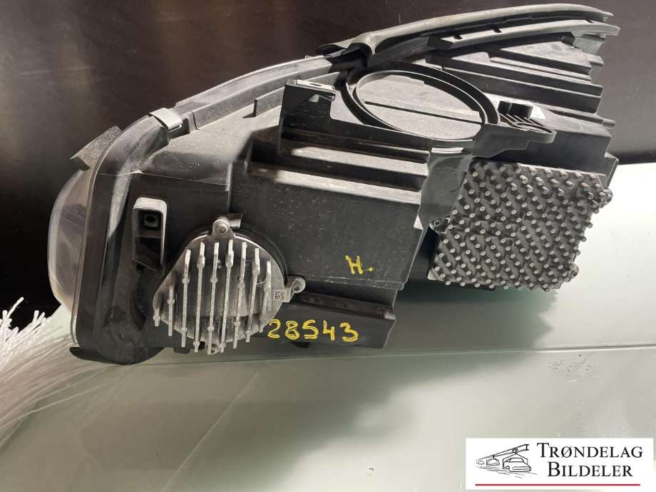 Frontlykt høyre full-LED til BMW 2-Serie, Active/Gran Tourer 2014-->> (F45/F46) (F45/F46) (63 11 7 391 402|)