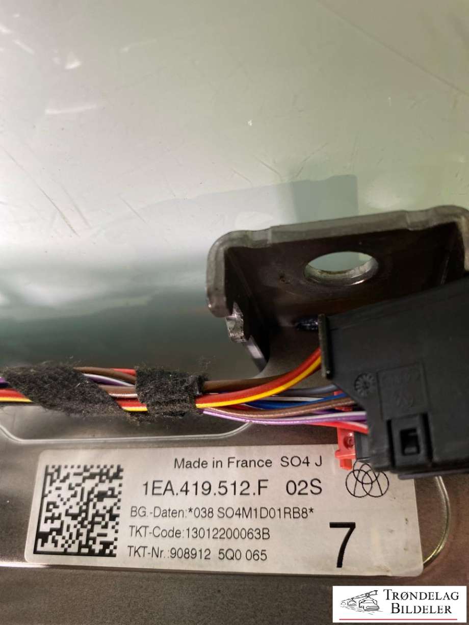Rattaksel til Audi Q4 e-tron 2021-->>  (1EA419512F|)