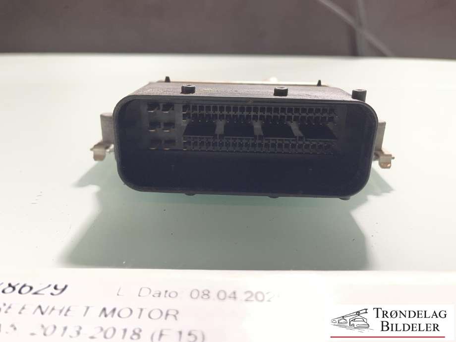 Styreenhet motor til BMW X5 2013-2018 (F15) (F15) (0 201 030 578|7 377 299-01|)