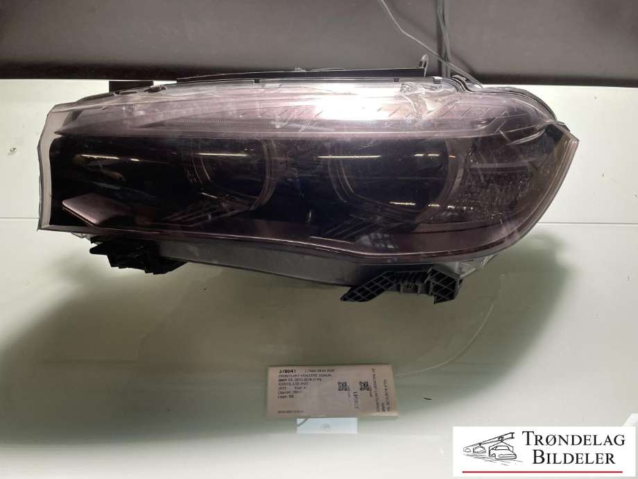 Frontlykt venstre xenon til BMW X5, 2013-2018 (F15) (F15) (63 11 7 317 101)