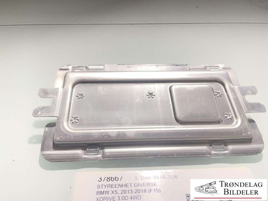 Styreenhet diverse til BMW X5 2013-2018 (F15) (F15) (75789011|3714 68502901|)