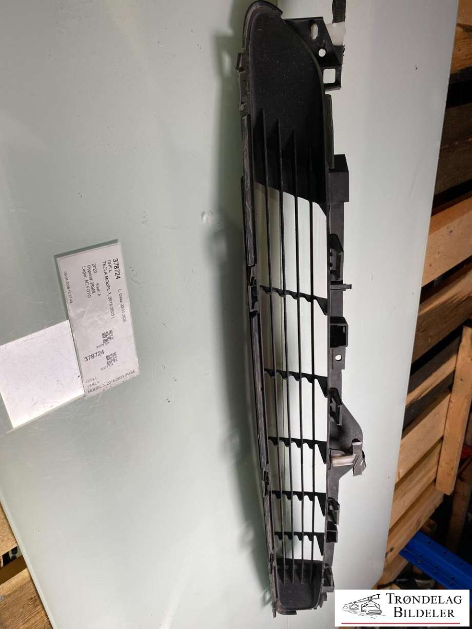 Grill til Tesla Model 3 2018-2023 (Fase 1) (108592700C|)