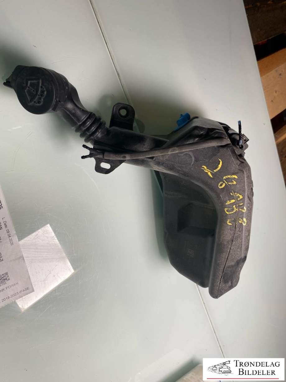 Spylertank foran til Tesla Model 3 2018-2023 (Fase 1) (1096062-00-G|)