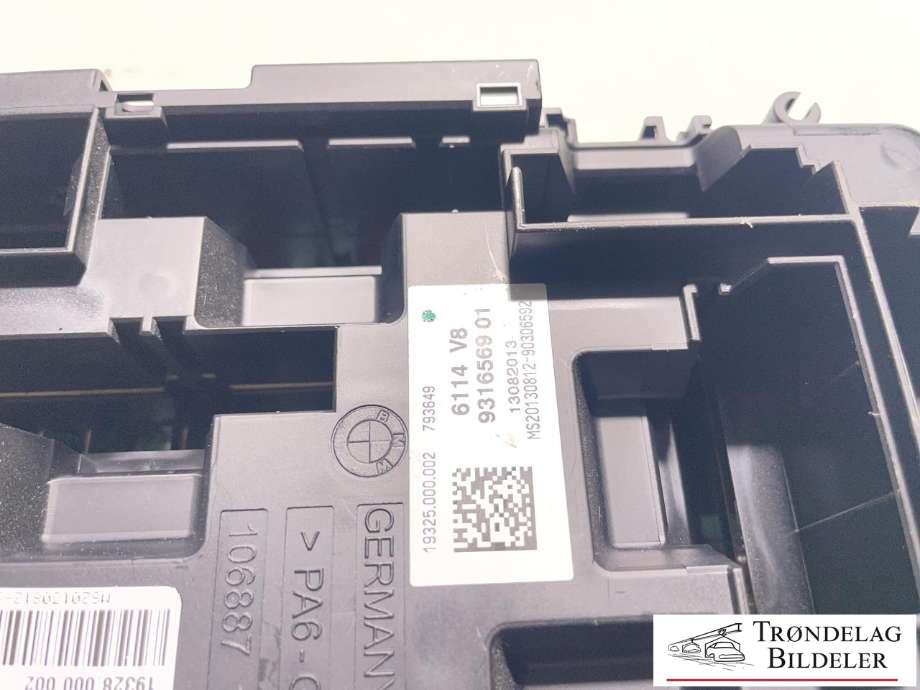 Sikringsboks bagasjerom til BMW X5 2013-2018 (F15) (F15) (9389070 01|61 14 9 259 466|)