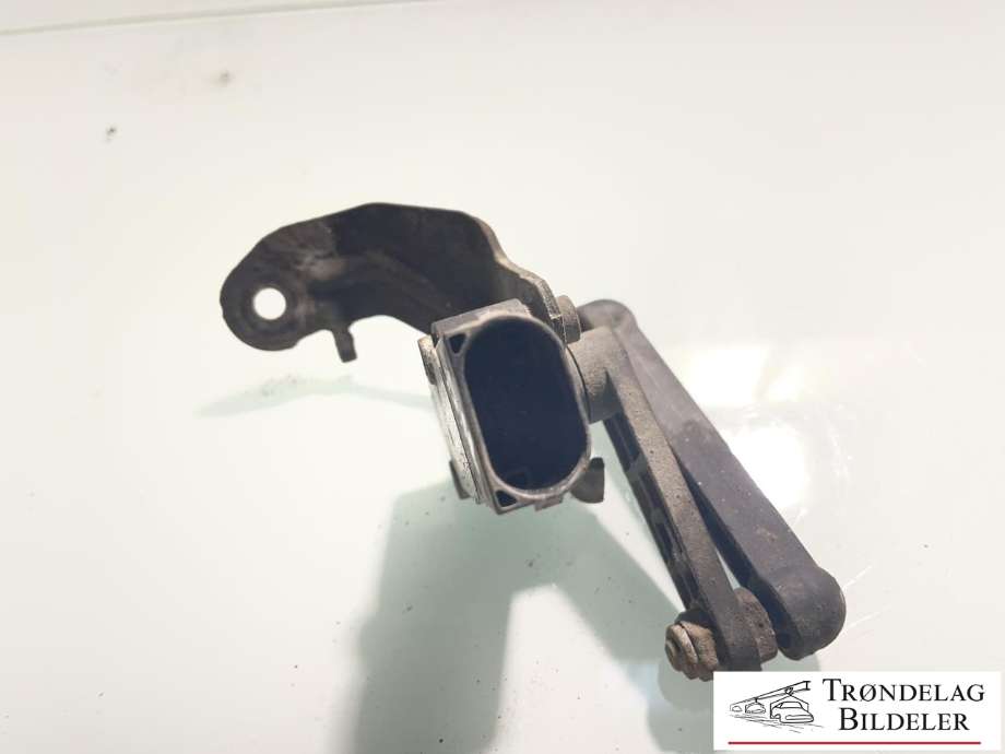 Sensor nivå, høyre bak til BMW X5 2013-2018 (F15) (F15) (37 14 6 870 200|)