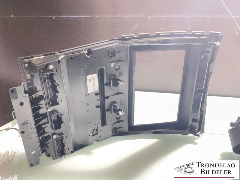 Bilstereo betjeningspanel til Ford S-Max 2015-->> (Type II)  (2314891|KM2T-18E245-AXC|)