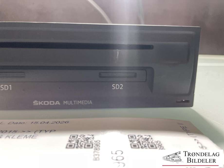 Bilstereo til Škoda Superb 2015-->> (Type III) (3V0 035 020 D|)