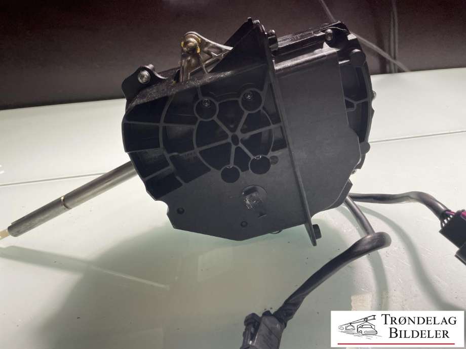 Girstang/girvelger automat til VW Transporter / Caravelle 2015-2019 (T6) (T6) (7E1713025B|7E1 713 025 D|)