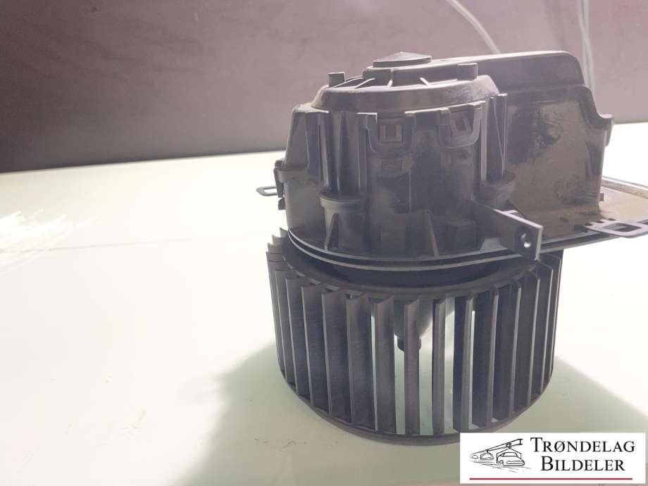 Varmeapparat motor til VW Transporter / Caravelle 2015-2019 (T6) (T6) (7E5 820 021 A|7E5 820 021 B|)