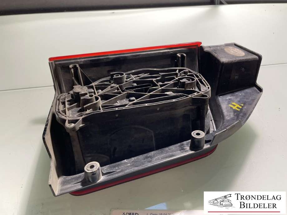 Baklykt høyre til VW Transporter / Caravelle 2015-2019 (T6) (T6) (7E0 945 096 T|)