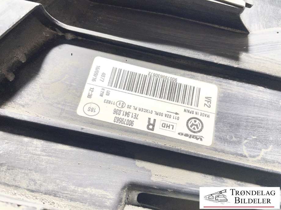 Frontlykt høyre full-LED til VW Transporter / Caravelle 2015-2019 (T6) (T6) (7E1 941 774|)