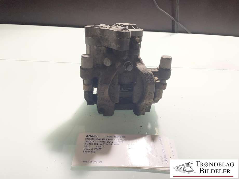 Bremsecaliper høyre bak, elektrisk til Škoda Superb, 2015-->> (Type III)  (3Q0 615 424  X|3Q0 615 424)