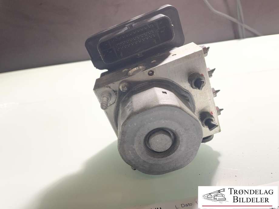 ABS sentral til Suzuki SX4 S-CROSS 2013-->> (Type II)  (56100-62MC3-000|)