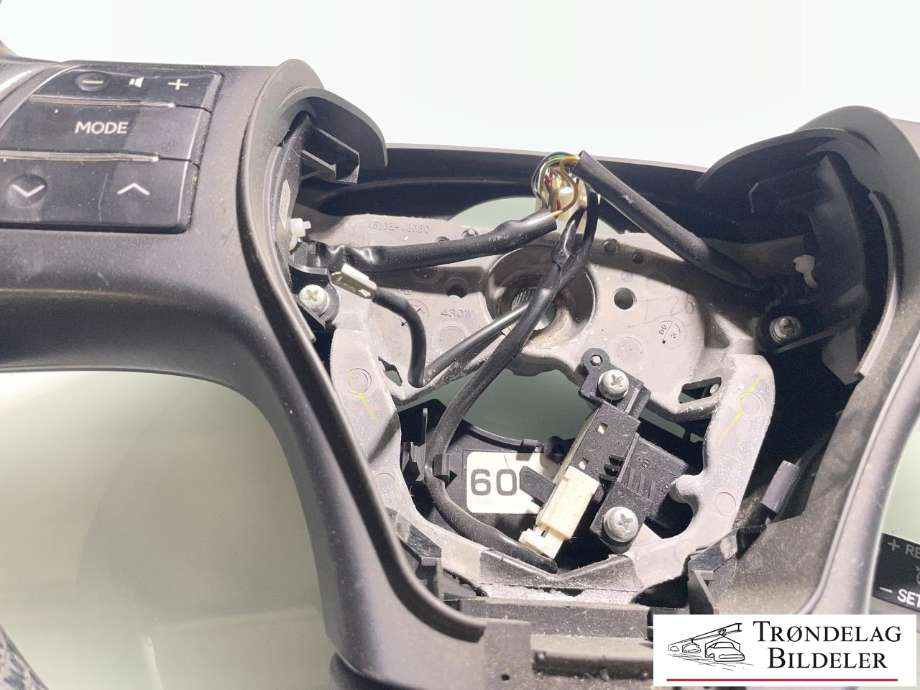 Ratt til Lexus RX 2009-2015 (Type III) (AL10) (AL10) (4510048440C0|)