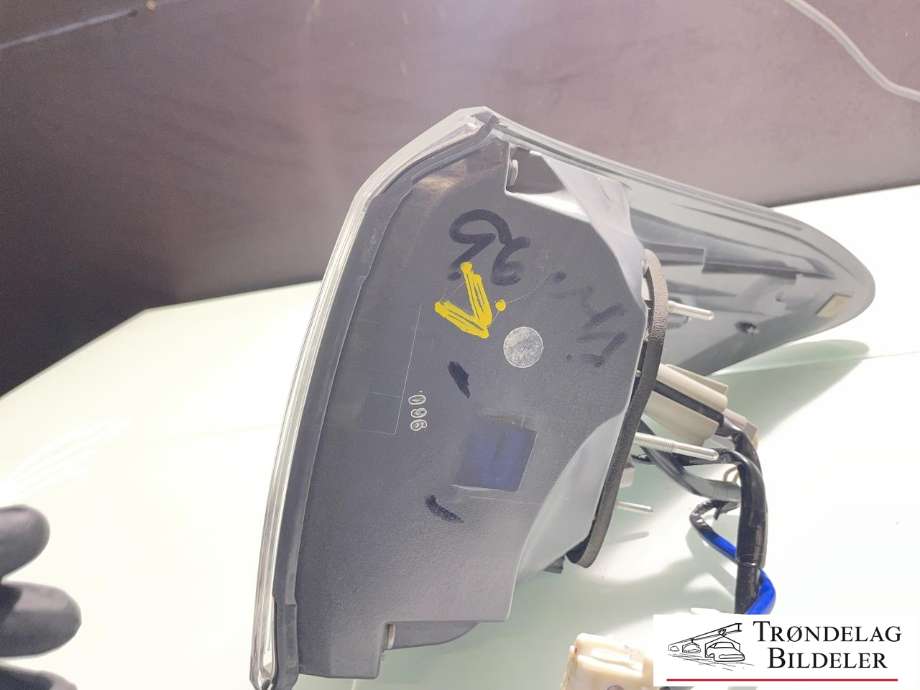 Baklykt venstre ytre til Lexus RX 2009-2015 (Type III) (AL10) (AL10) (8156148250|)