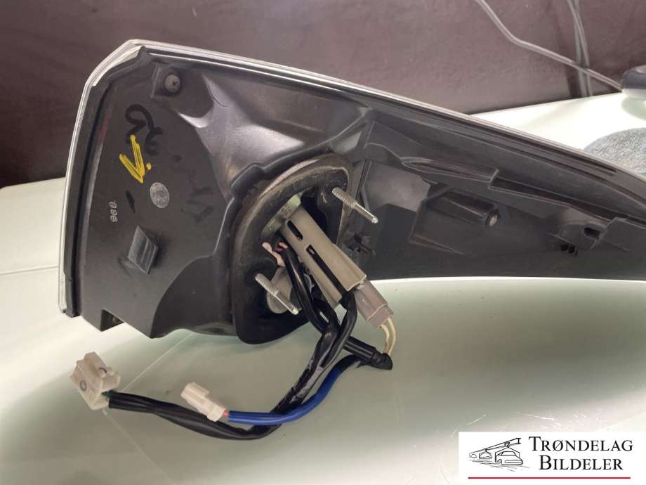 Baklykt venstre ytre til Lexus RX 2009-2015 (Type III) (AL10) (AL10) (8156148250|)