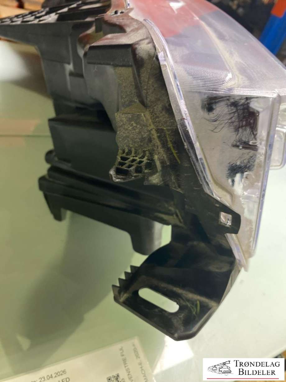Frontlykt venstre full-LED til Ford Mustang Mach-e 2020-->>  (LJ8B-13035-EG|2640554|LJ8B-13B626-BD|2577632|RJ8B-13B626-AB|2769736|LJ8B-13E015-EE)