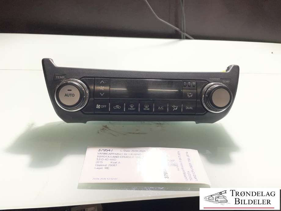 Varmeapparat betjening til Toyota Land Cruiser 150 2014-->> (Fase 2) (8401060C70C0|)