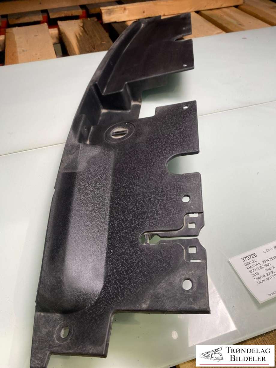 Deksel til Kia Soul 2014-2019 (Type II) (86353E 4100|)
