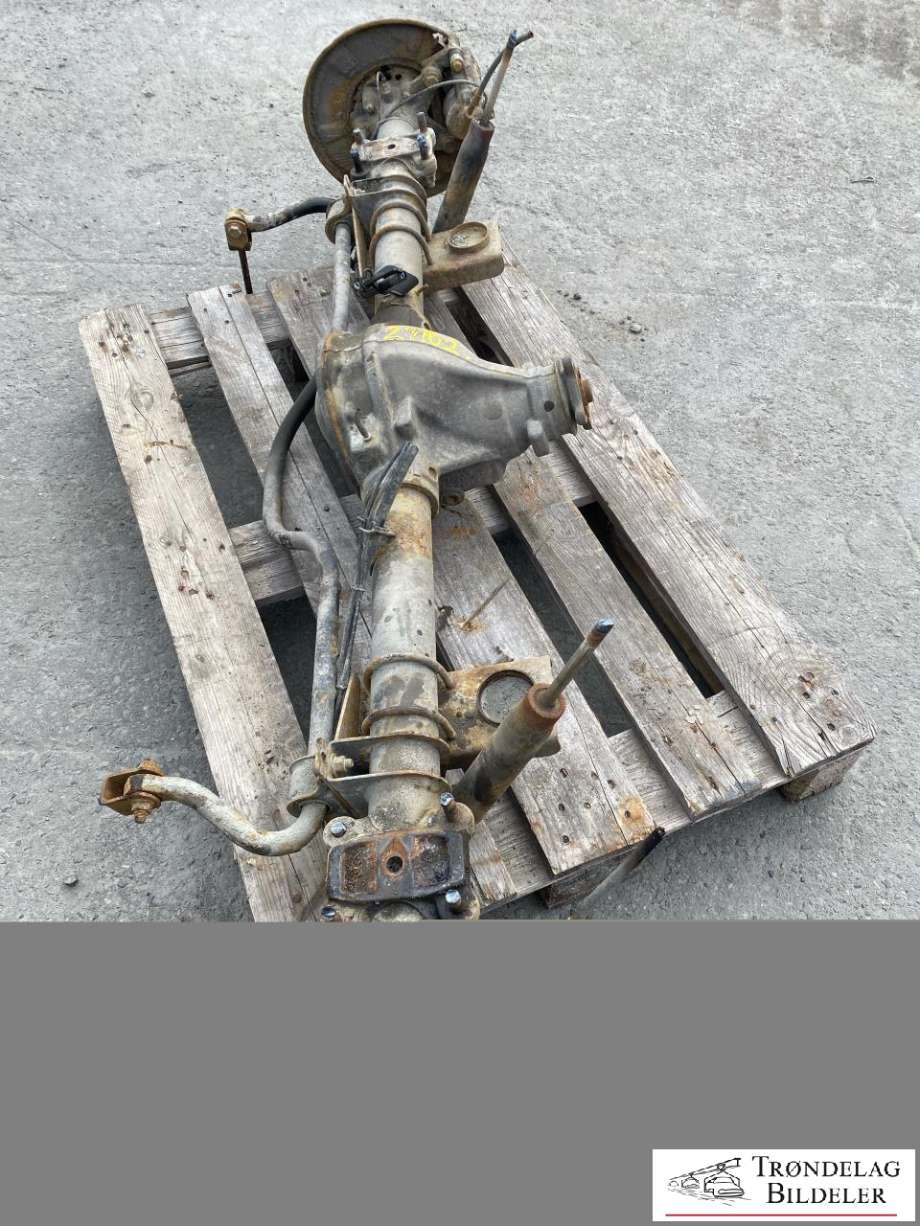 Bakaksel til Mercedes Sprinter 2013-2018 (Fase 2) (906) (906) (A9063502701|)