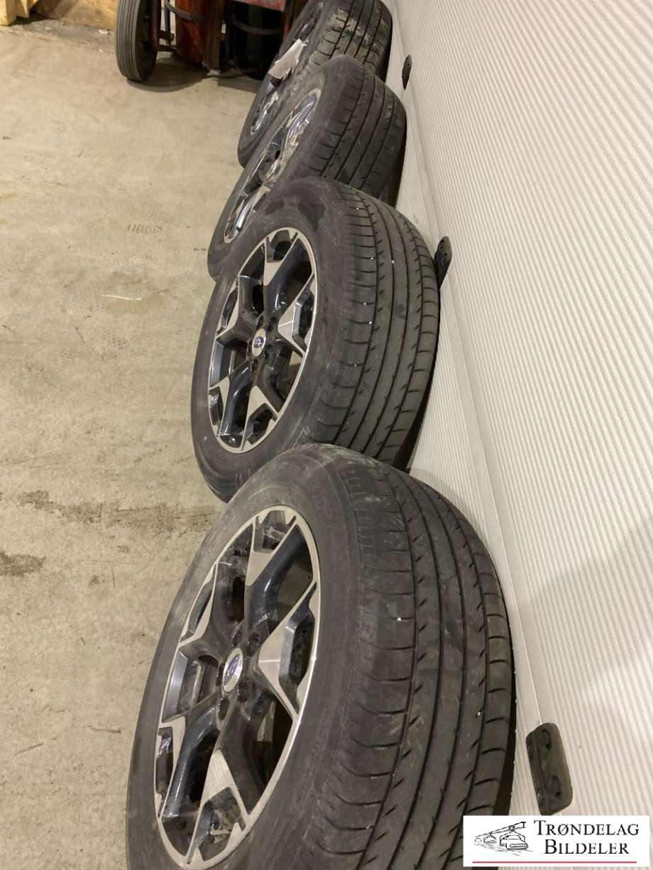 Hjulsett aluminium sommer til Subaru XV 2018-->> (Type II) (YOKOHAMA BLU CAR E70|225/60-17 99H 7J17| 5X100/ET55/CB56|1MM|MØNSTREDYBDE 3MM|PROD 45/2018)