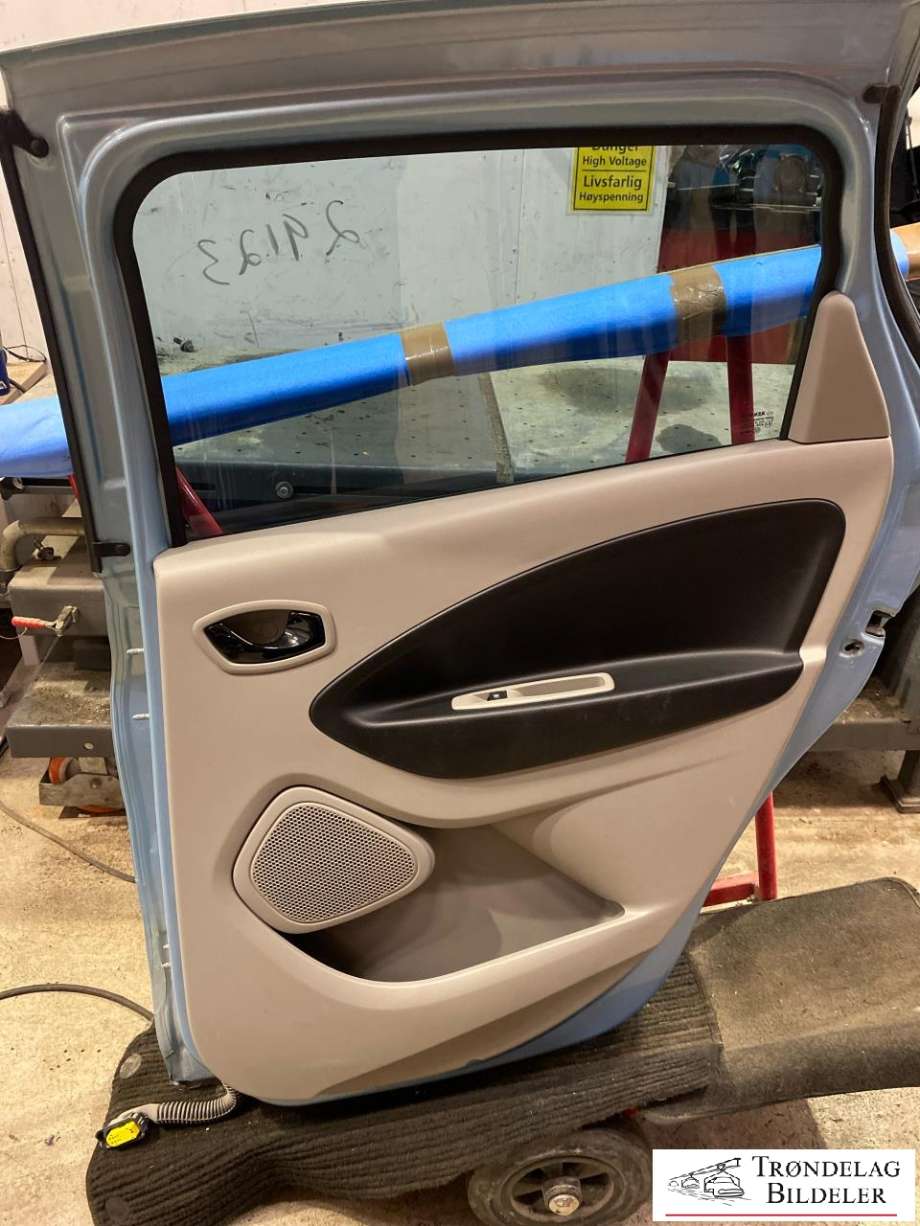 Dør høyre bak til Renault Zoe 2013-2019 (Fase 1)  (821008742R|)