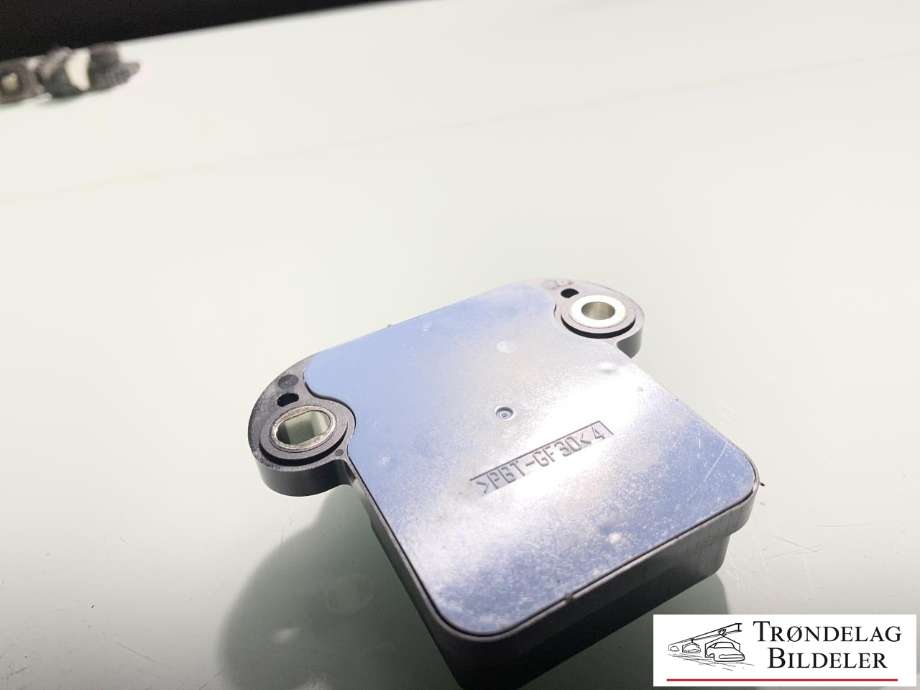 Sensor akselerasjonssensor/ESP DUO til Toyota Land Cruiser 150 2014-->> (Fase 2)  (89183-48030|174500-5923|8918348030)
