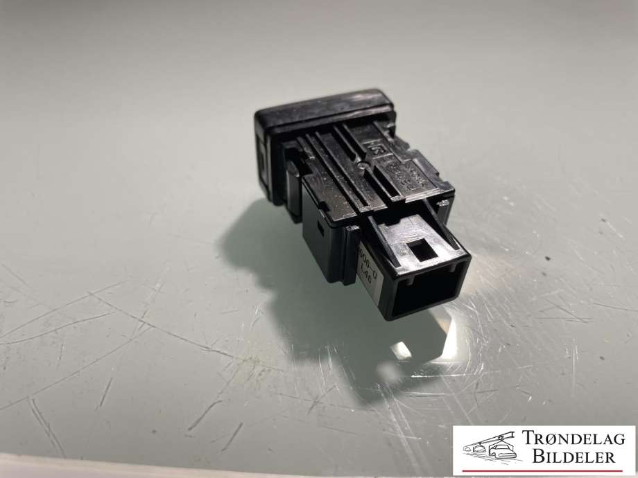 Bryter setevarme til Toyota Land Cruiser 150 2014-->> (Fase 2) (8475160180|8475160181|)