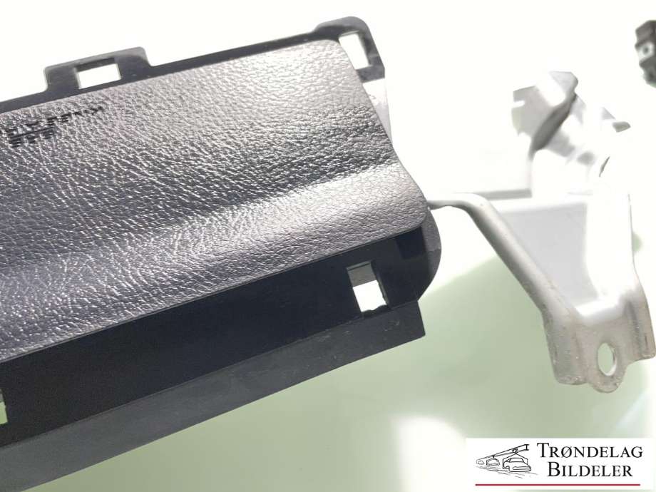 Airbag passasjer til Toyota Land Cruiser 150 2014-->> (Fase 2)