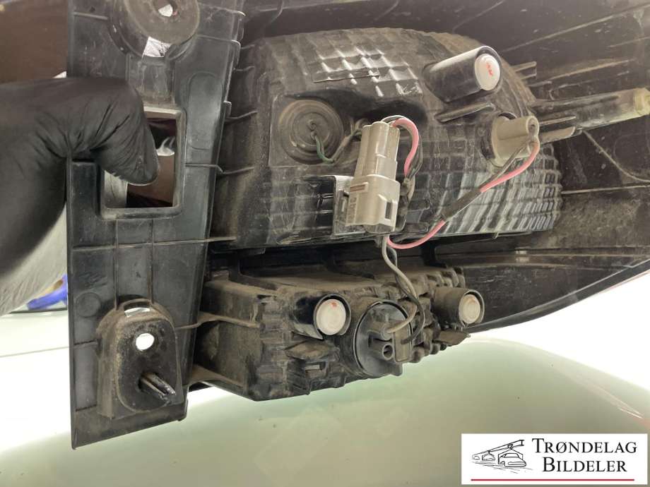 Baklykt venstre ytre til Subaru XV 2018-->> (Type II) (84912FL051|)