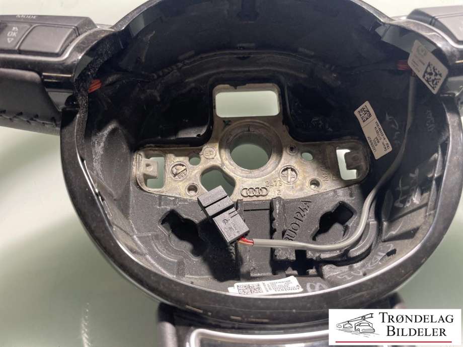Ratt til Audi A4, Allroad 2009-2016 (Type I) (B8) (B8) (8K0 419 091 BM|)