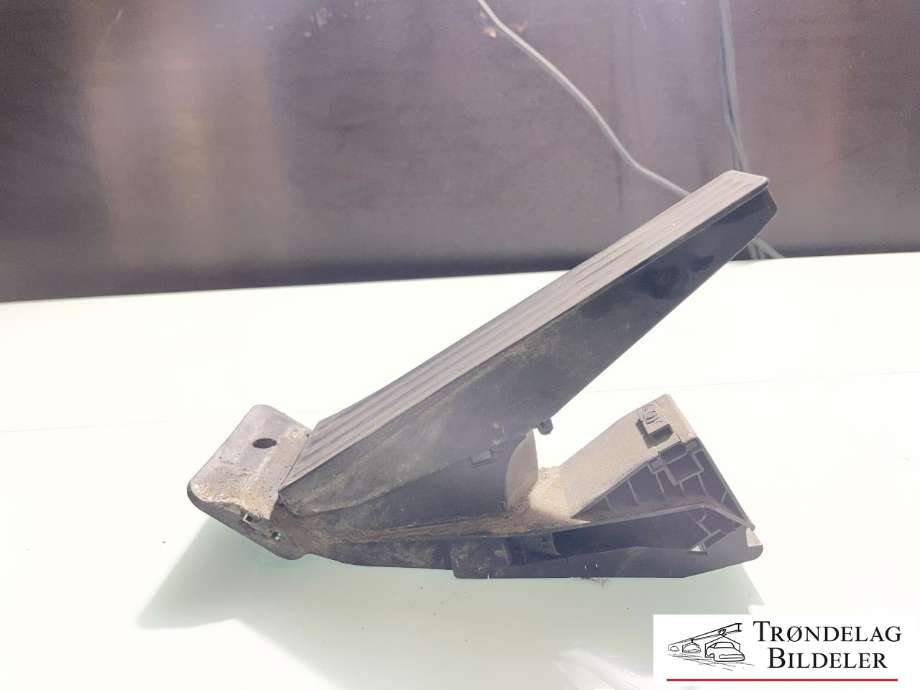 Pedal gass til BMW 5-Serie 2010-2017 (F10/F11) (F10/F11) (35426858574|35 42 6 860 784|35 40 6 889 822)