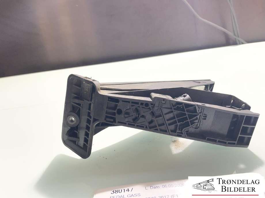 Pedal gass til BMW 5-Serie 2010-2017 (F10/F11) (F10/F11) (35426858574|35 42 6 860 784|35 40 6 889 822)