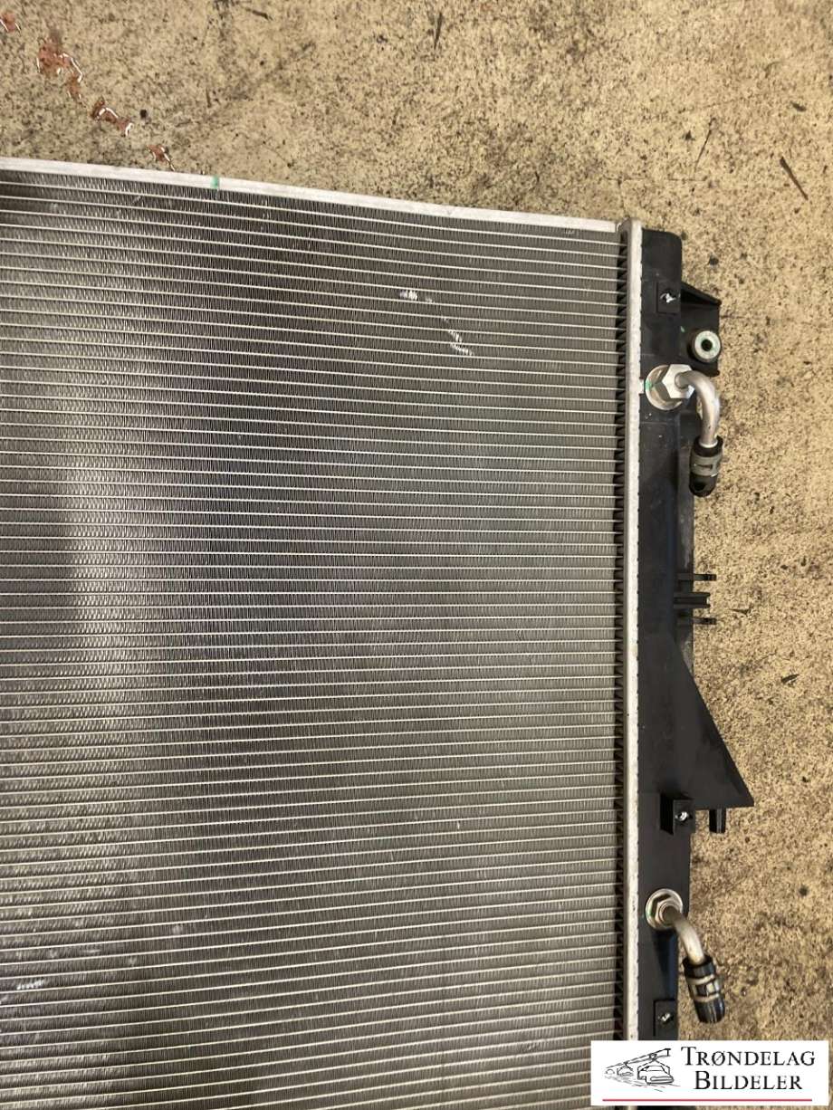 Radiator (automat gir) til Mitsubishi L200 2015-2019 (Type V, Fase 1)  
