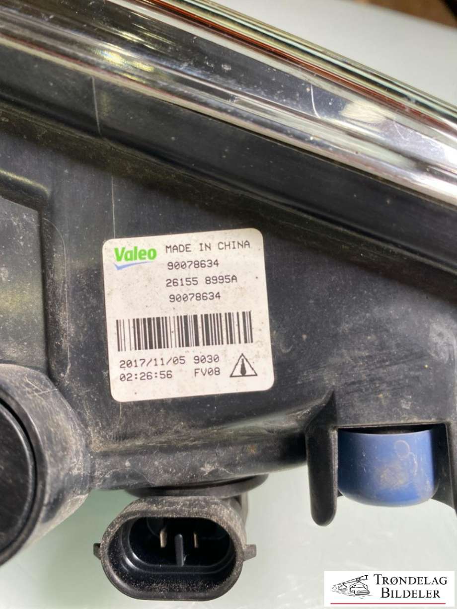 Tåkelykt venstre foran til Nissan Leaf 2018-->> (Type II)  (261558995A|261558995F|261555SE0B)