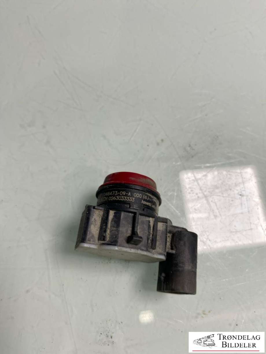 Parkeringssensor bak til Tesla Model S 2016-2021 (Fase 2) (1048473-09-A|BOSH 0263033333|)