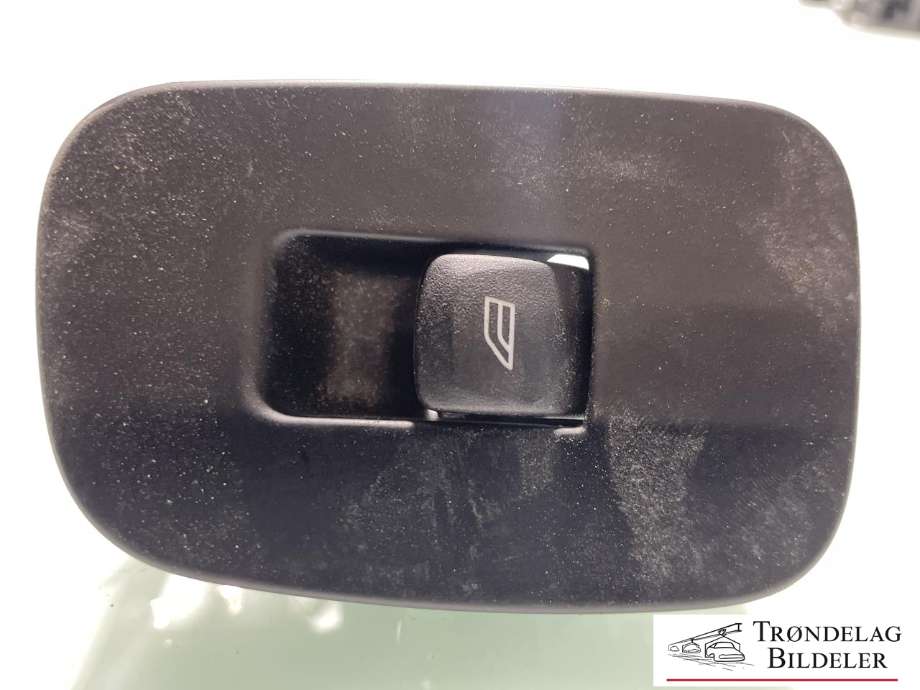 Bryter ruteheis til Volvo V60 / V60 CC 2018-->> (Type II)  (31433408|)