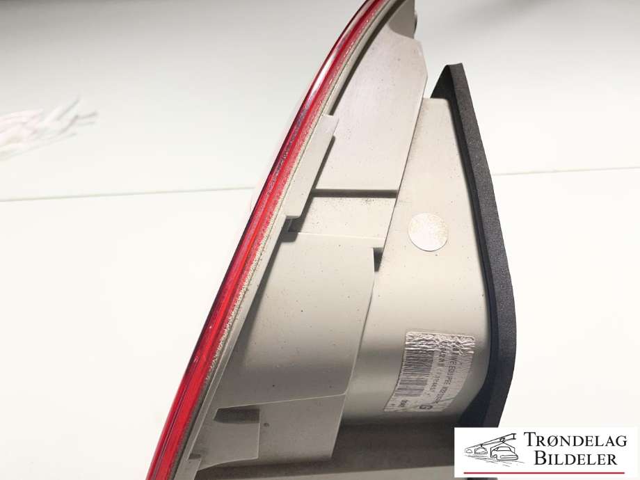 Baklykt venstre til Peugeot 508 2011-2014 (Type I, Fase 1) (9686293780|6350LL|)