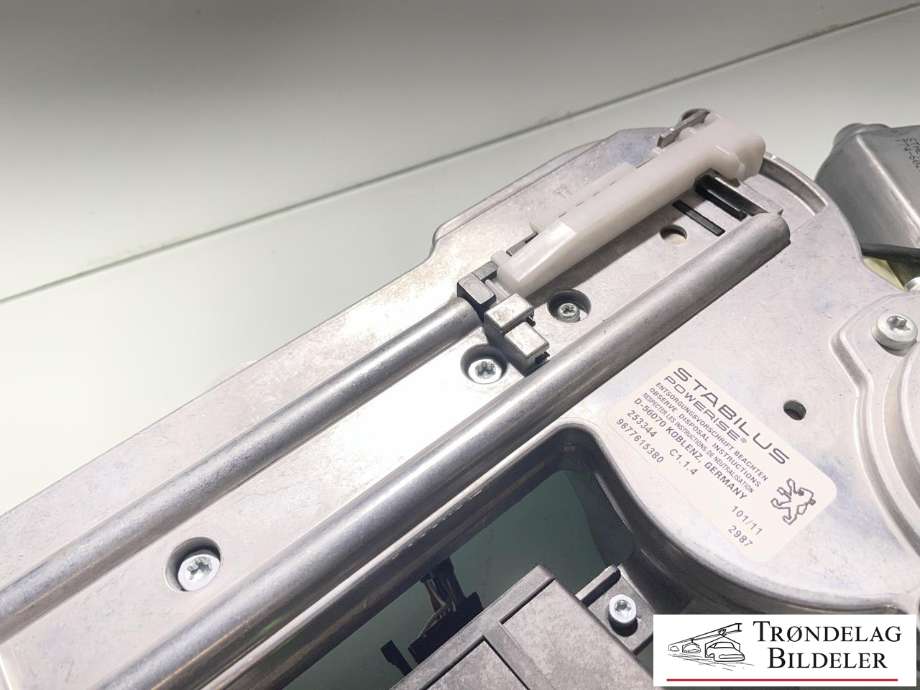 Baklukeåpner motor til Peugeot 508 2011-2014 (Type I, Fase 1) (9677615380|)