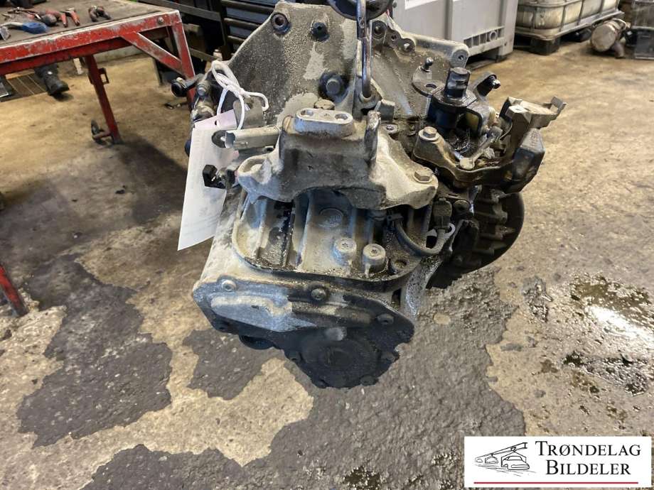 Girkasse manuell 6-trinn til Peugeot Partner 2019-->> (Type III) (98 140 426 80|16 153 362 80|)