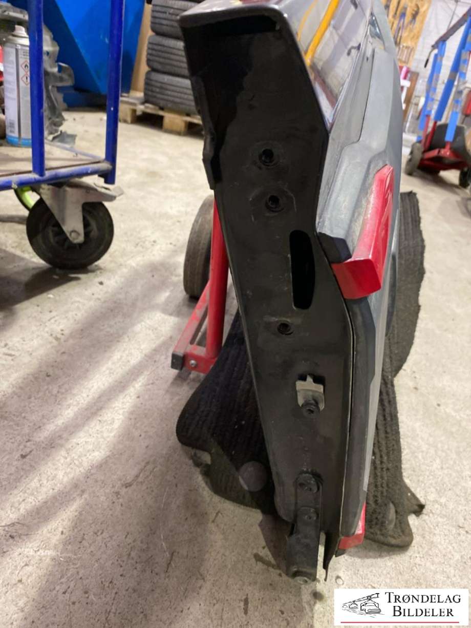 Bakluke lem til Maxus T90 EV 2022-->> (C00294731|C00294731-410|)