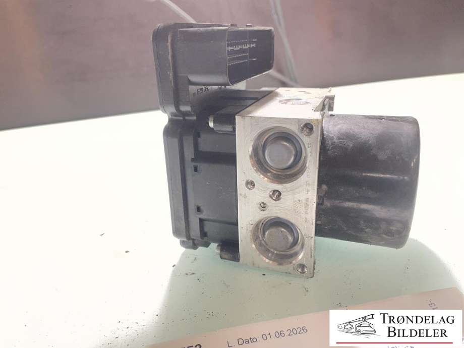 ABS sentral til Ford Transit Connect 2013-2018 Type II, Fase 1 (1853588|DV61-2C405-DC|)