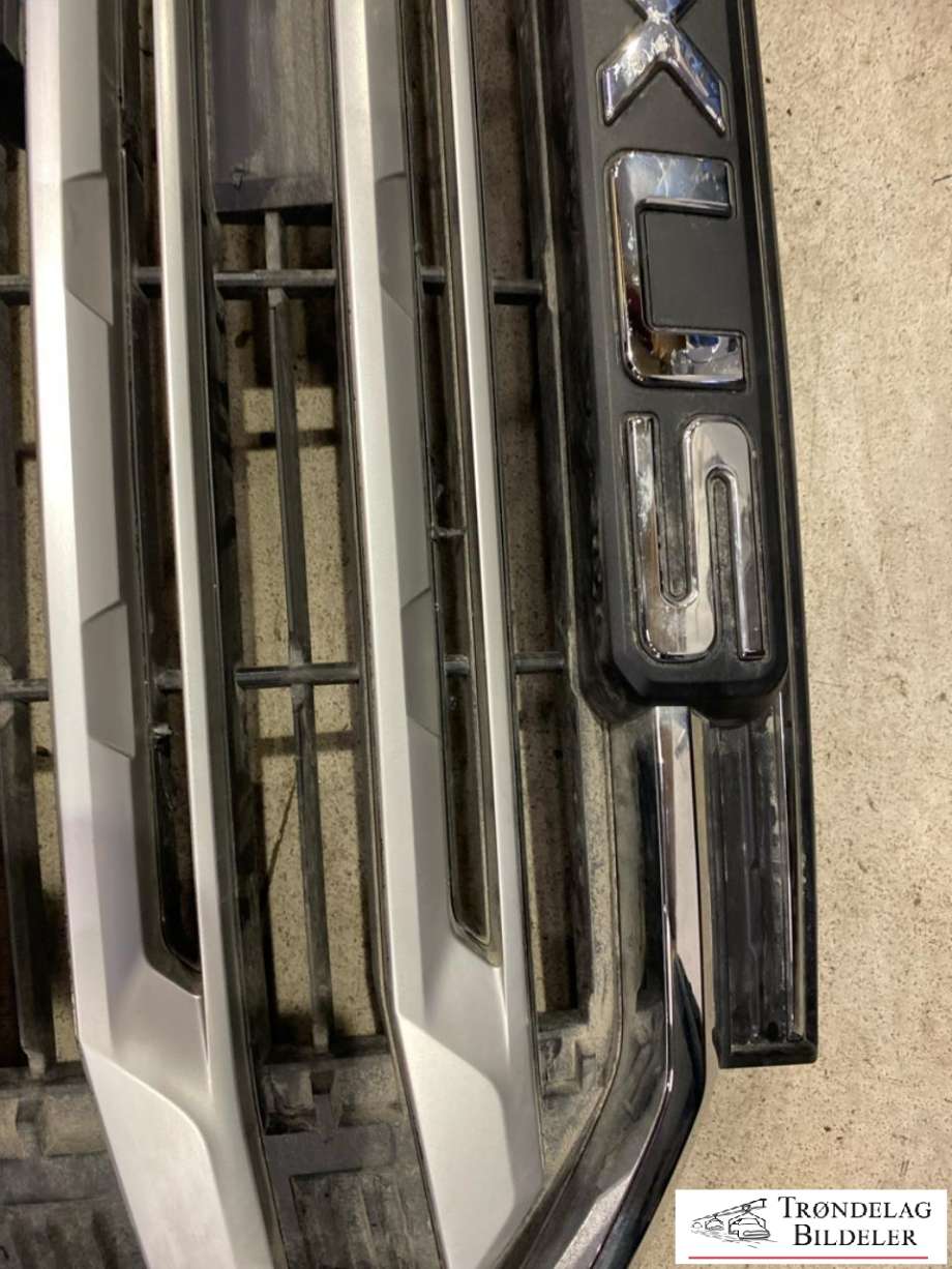 Grill til Maxus T90 EV 2022-->>  (C00455004|)