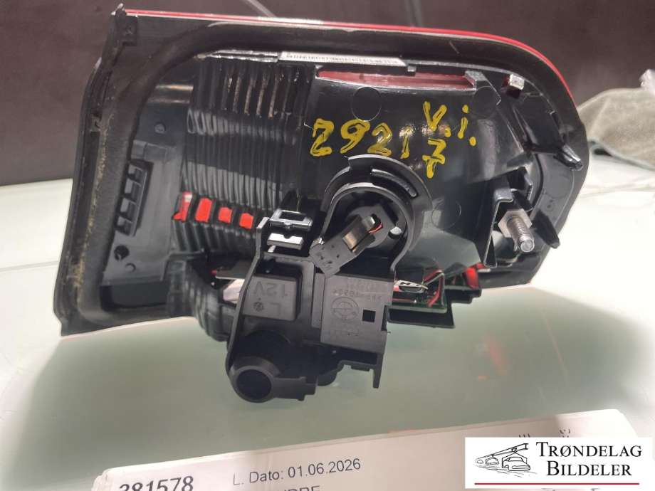 Baklykt venstre indre til BMW 3-Serie 2012-2018 (F30/F31/F34) (F30/F31/F34) (63217372793|)