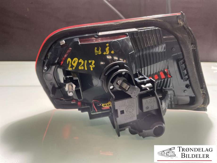 Baklykt høyre indre til BMW 3-Serie 2012-2018 (F30/F31/F34) (F30/F31/F34) (63217372794|)
