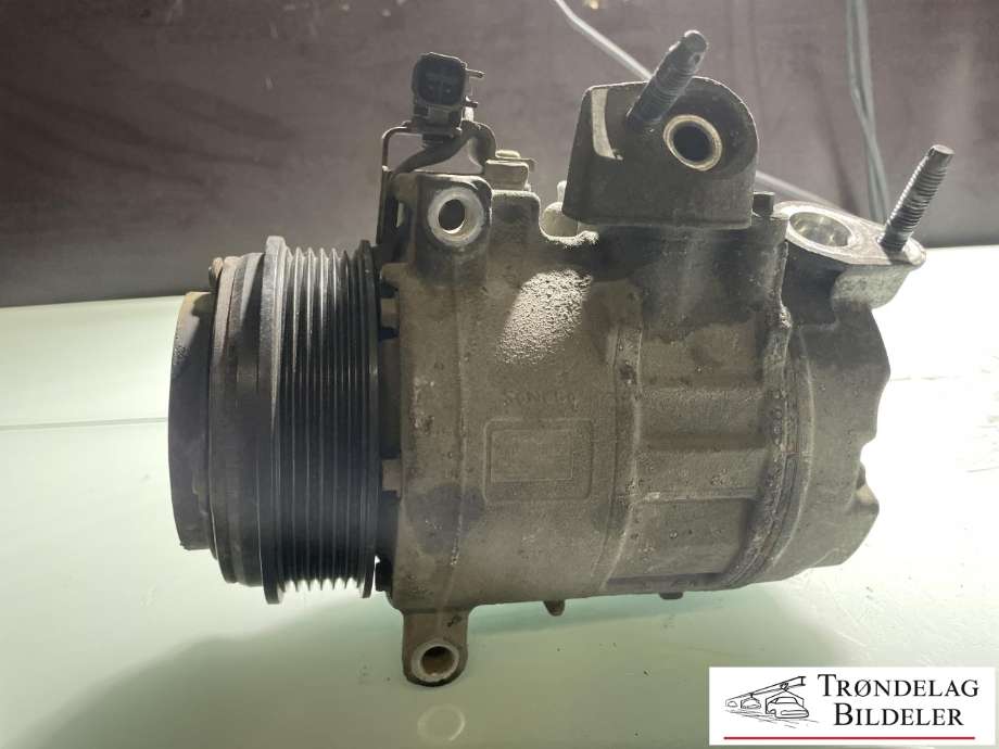Aircondition kompressor til Ford Transit Connect 2013-2018 Type II, Fase 1 (2069520|F1F1-19D629-HC|2244227|REF1F1-19D629-HC|890419|AV61-19D629-HA|AV61-19D629-HB|F1F1-19D629-HA|F1F1-19D629-HB|1786888|1885702|1928558|2010364)
