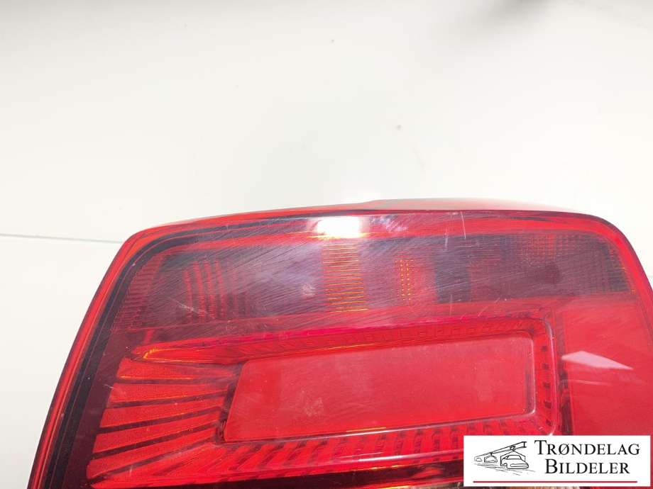Baklykt høyre til Audi Q2 2016-->>  (81A 945 070|81A 945 070 B|)
