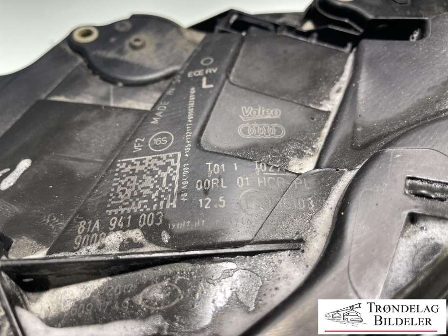 Frontlykt venstre halogen til Audi Q2 2016-->> (81A 941 003|)